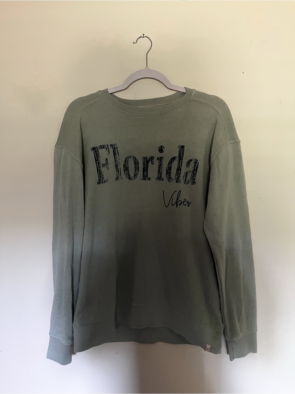 Vineyard Crew Florida Vibes Crewneck Sweatshirt